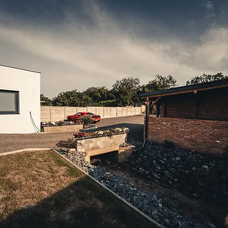 Apartmany Zelnice Velke Pavlovice Exterior photo