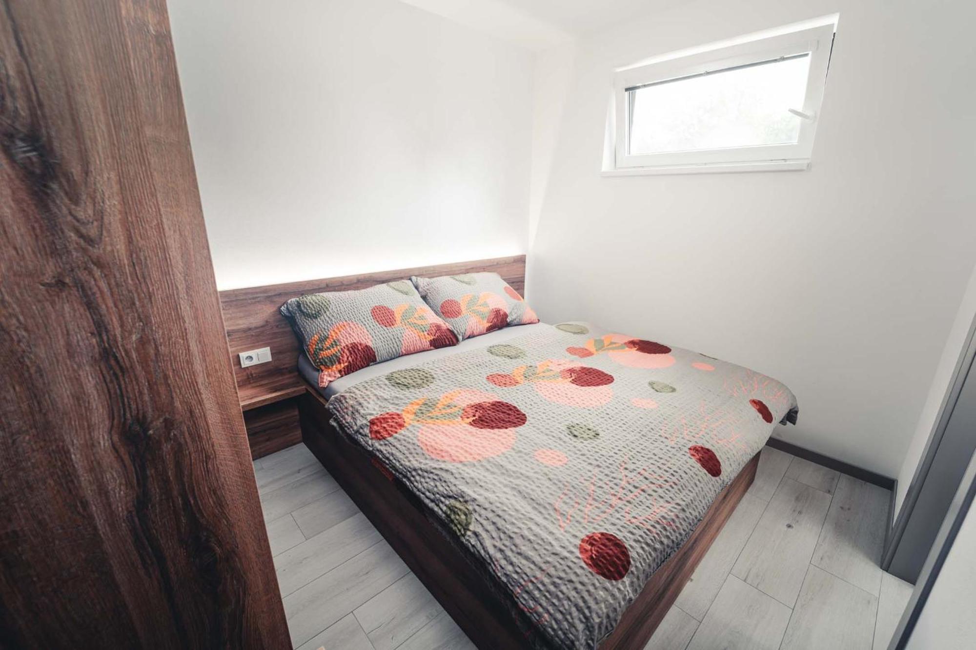 Apartment Zelnice *